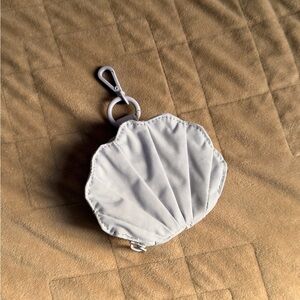 BAGGU Seashell Charm NWOT